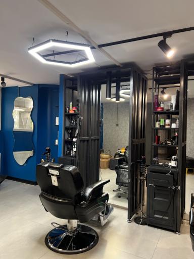 سالن آرایشگاه مردانه M-LOUNGE