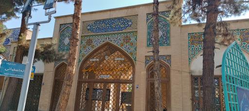 عکس دبیرستان تربیت محور رکن الملک