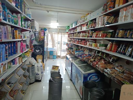 عکس هایپرمارکت برنا