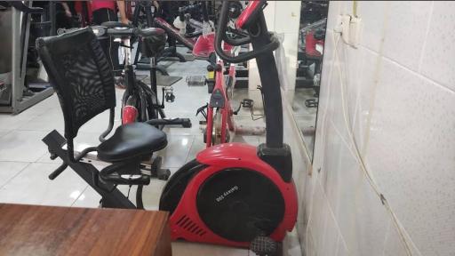 عکس باشگاه بدنسازی صدرا 