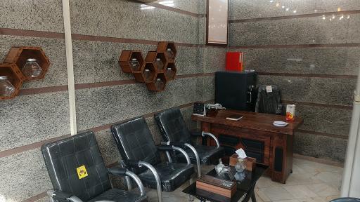 عکس فروشگاه عسل طبیبان