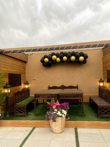 عکس باغ رستوران شاهان