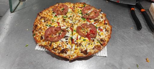 عکس پیتزا شاهان