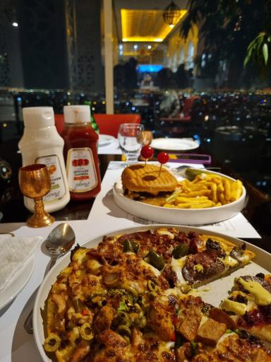 عکس رستوران رویال گلکسی