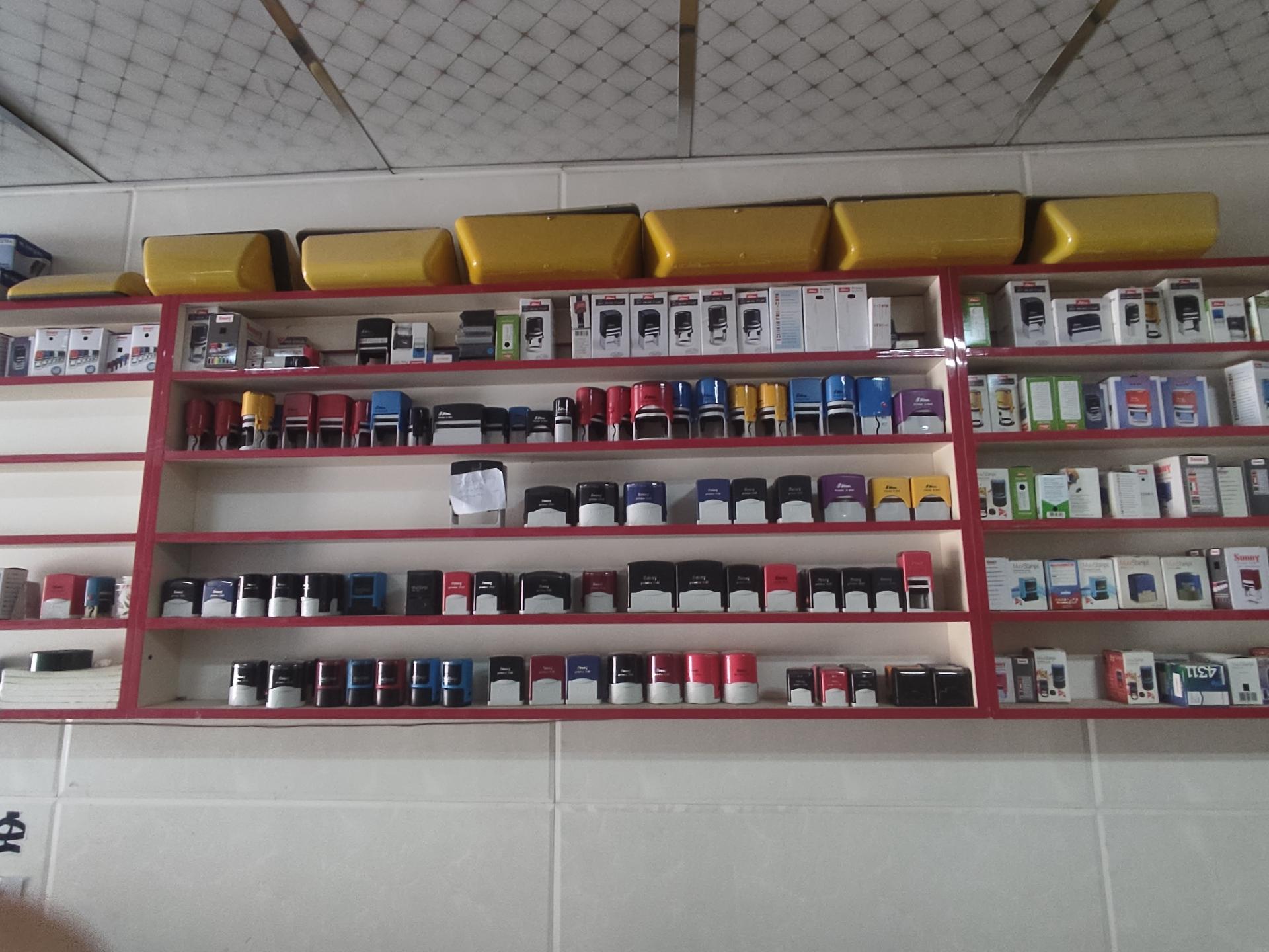 عکس چاپ و تبلیغات تات