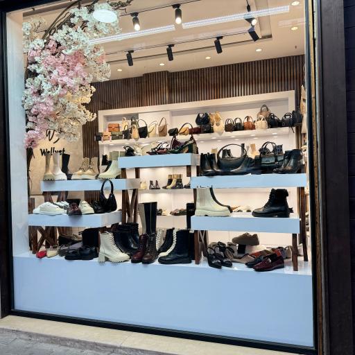 فروشگاه کیف و کفش ولوت