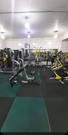 عکس باشگاه بدنسازی اسطوره