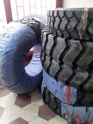 عکس معدن راه لاستیک ستاری لاستیک لودر گریدر کمپرسی