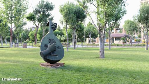 عکس درب پارک ملی ایران کوچک