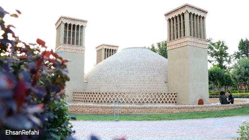 عکس درب اصلی پارک ملی ایران کوچک