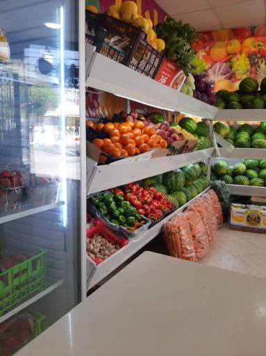 عکس میوه فروشی حبیبی