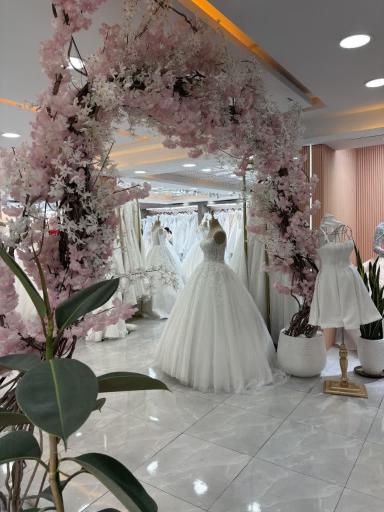 مرکز تولید و فروش لباس عروس