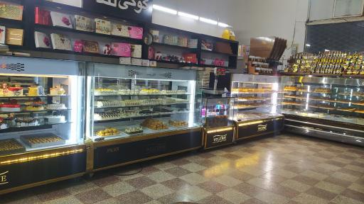 عکس شیرینی سرای کوثر