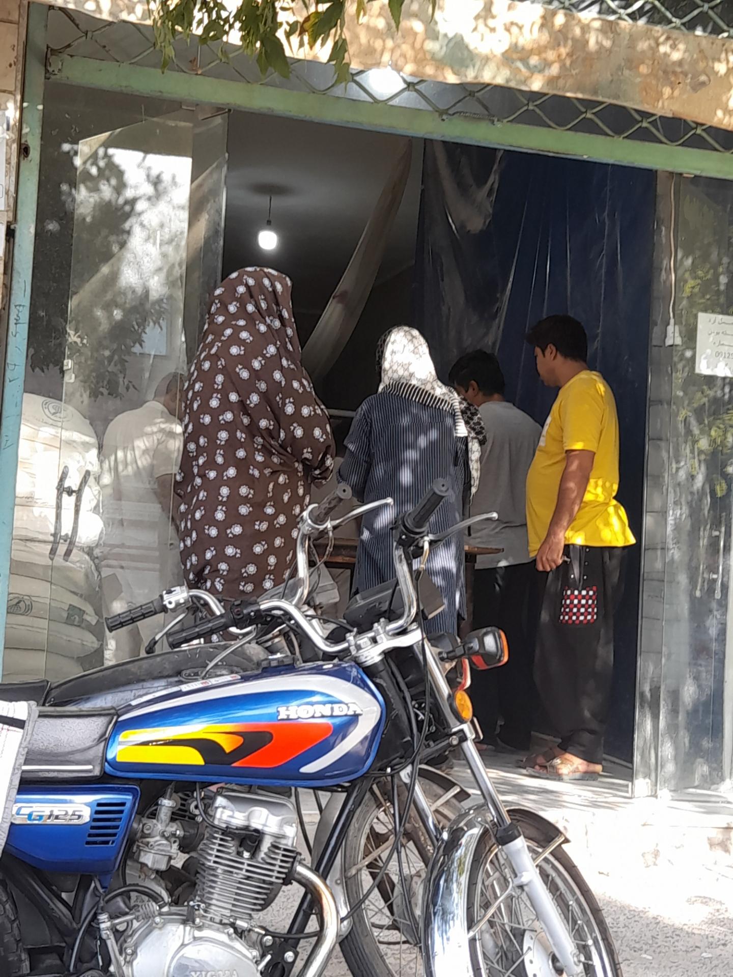 عکس نانوایی بربری برکت