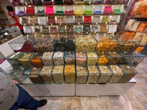 عکس آجیل و خشکبار ایوا