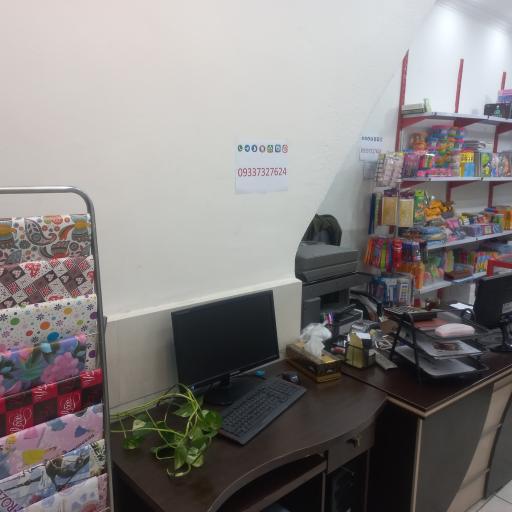 عکس کافی نت و لوازم التحریر سایه