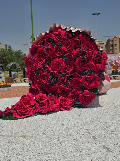 عکس بوستان گلها (گوللر باغی)