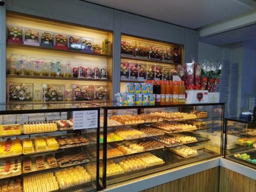 عکس کیک و شیرینی دیوان