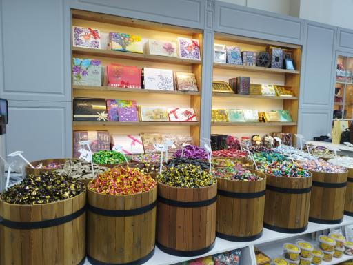 عکس کیک و شیرینی دیوان