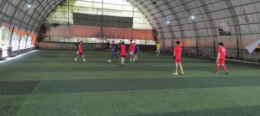 عکس باشگاه و مدرسه فوتبال پارسین 