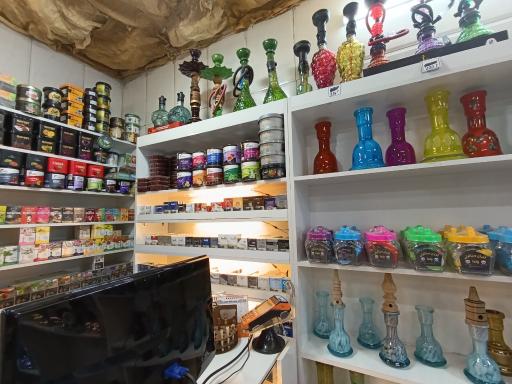 عکس قلیان‌ سرای شبهای فردوس و شارژ پیکنیک