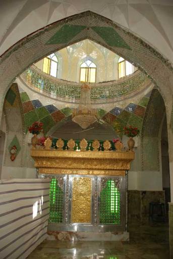 عکس امامزاده اسحاق (ع)