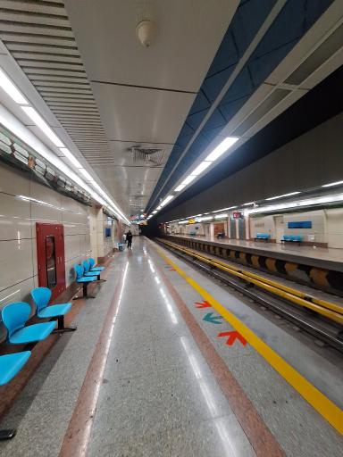 عکس ایستگاه مترو سعدی