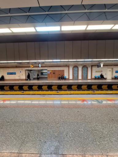 عکس ایستگاه مترو سعدی