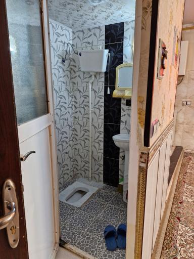 عکس سوئیت و مهمانپذیر میرزایی