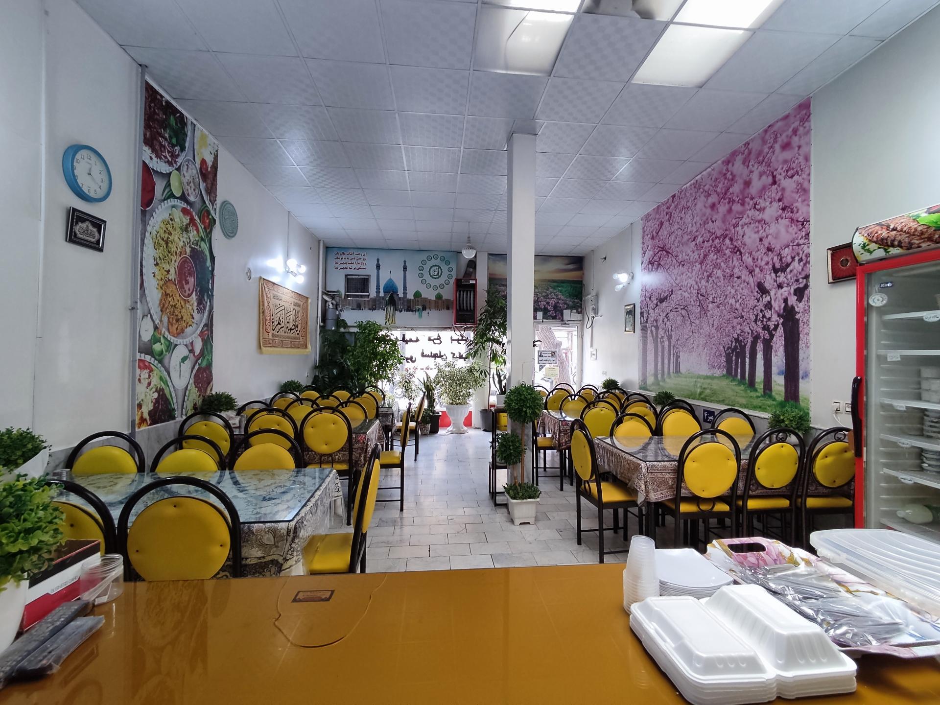 عکس تهیه غذای نصر