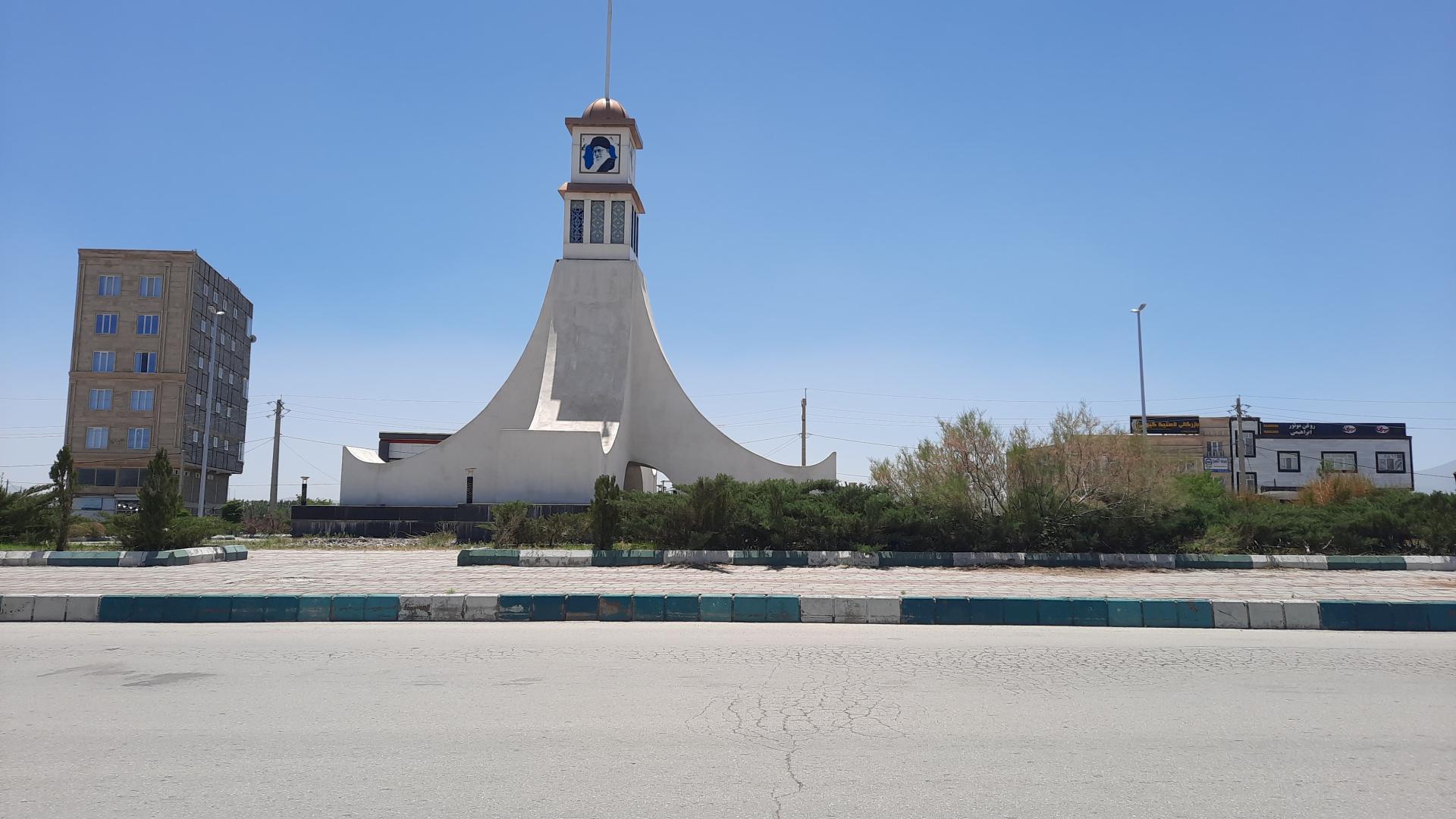 عکس میدان ولایت