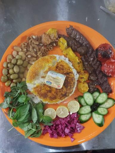 کترینگ و کته کبابی ماه پری