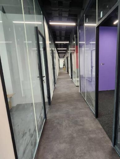 عکس خدمات شیشه دنیوی 