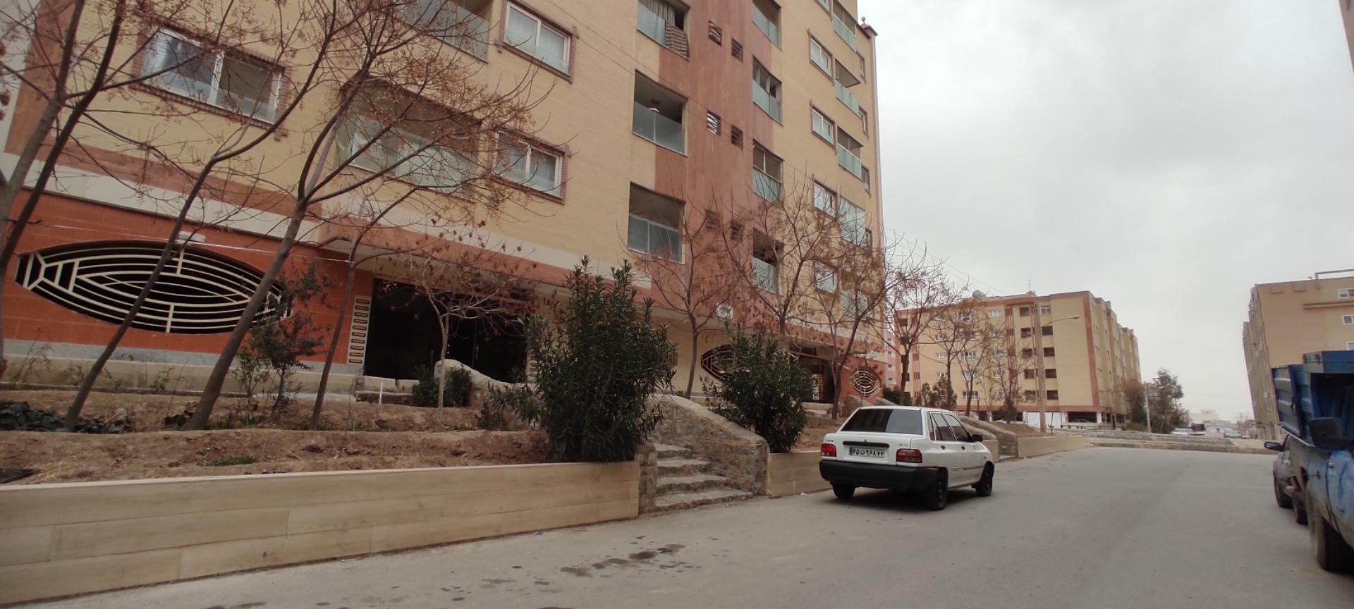 عکس مجتمع مسکونی پردیسان