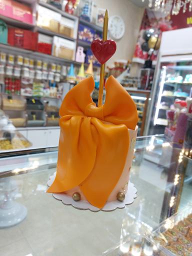 عکس نان شیرینی نوبان 