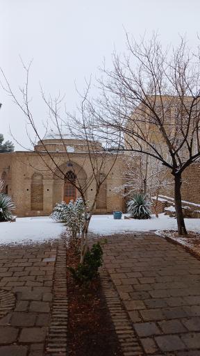 عکس آرامگاه بقراط