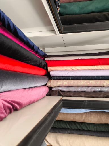 عکس پارچه سرای حجاب