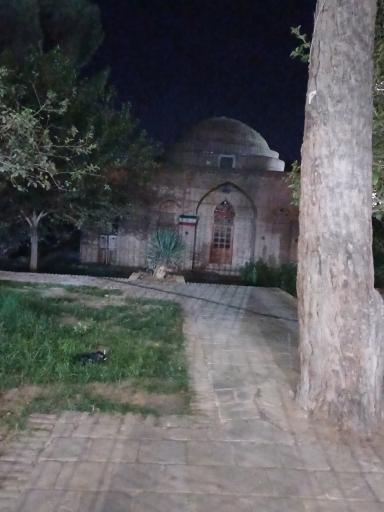 عکس آرامگاه بقراط