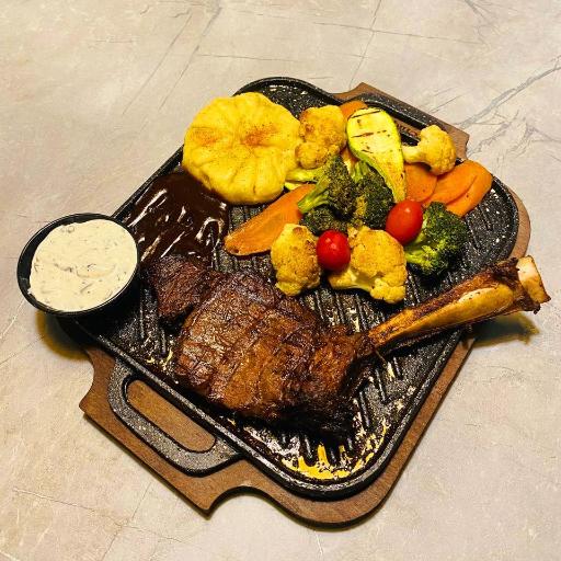 عکس کافه فست فود پتوس