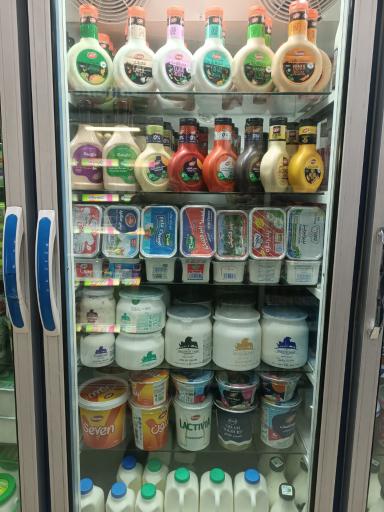 عکس سوپر مارکت کاکتوس