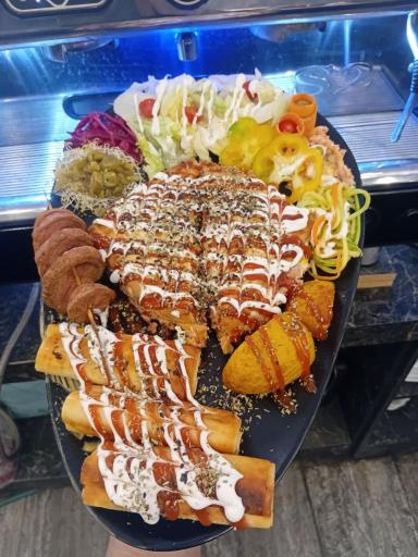 عکس کافه مون 6300