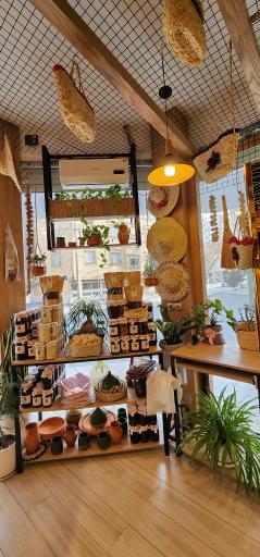 عکس سبزیجات و ترشیجات مارجان