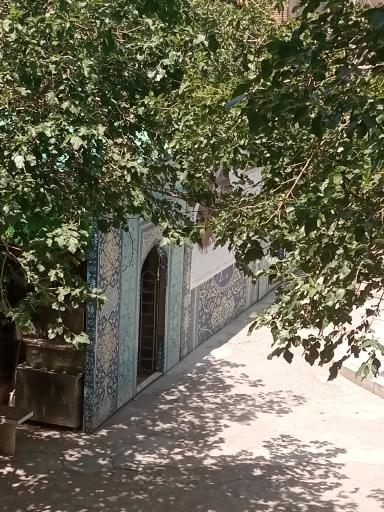 عکس مدرسه علمیه عباس قلی خان