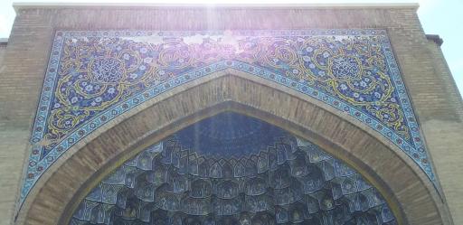 عکس مدرسه علمیه عباس قلی خان