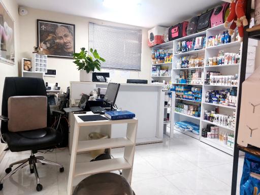 عکس کلینیک دامپزشکی دکتر مهرداد کریمی 