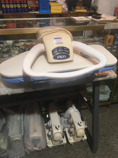 عکس فروشگاه چرخ خیاطی گنجینه