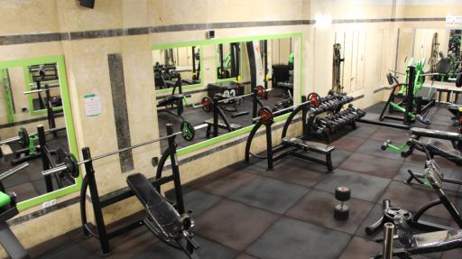 عکس باشگاه بدنسازی نوین تن شعبه ۲