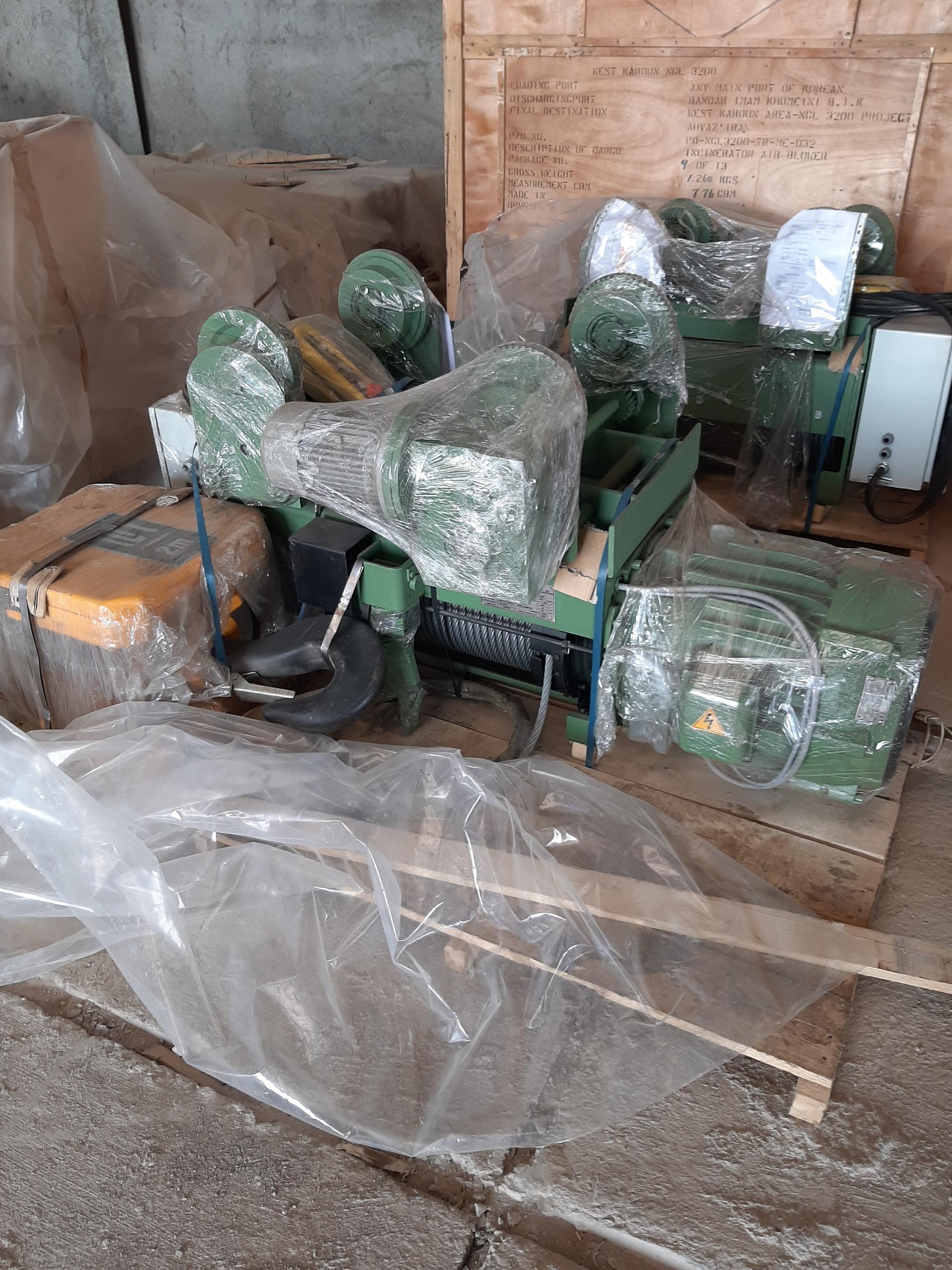 عکس فروشگاه و تعمیرات جرثقیل سقفی صالحی