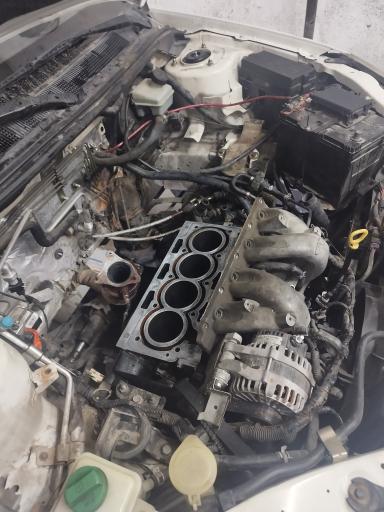 عکس تعمیرگاه مکانیکی قائم