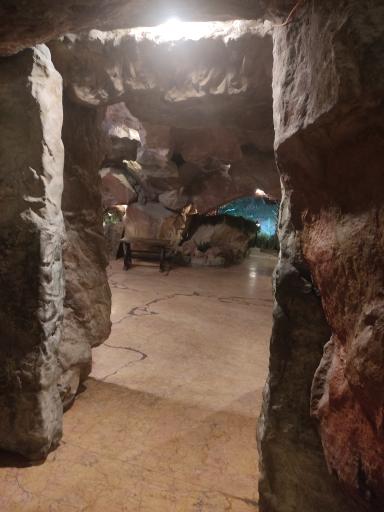 عکس رستوران کوه نور کیش